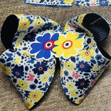 Bow Blue Flower Center