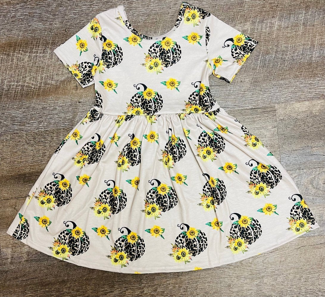 Leopard Pumpkin Twirl