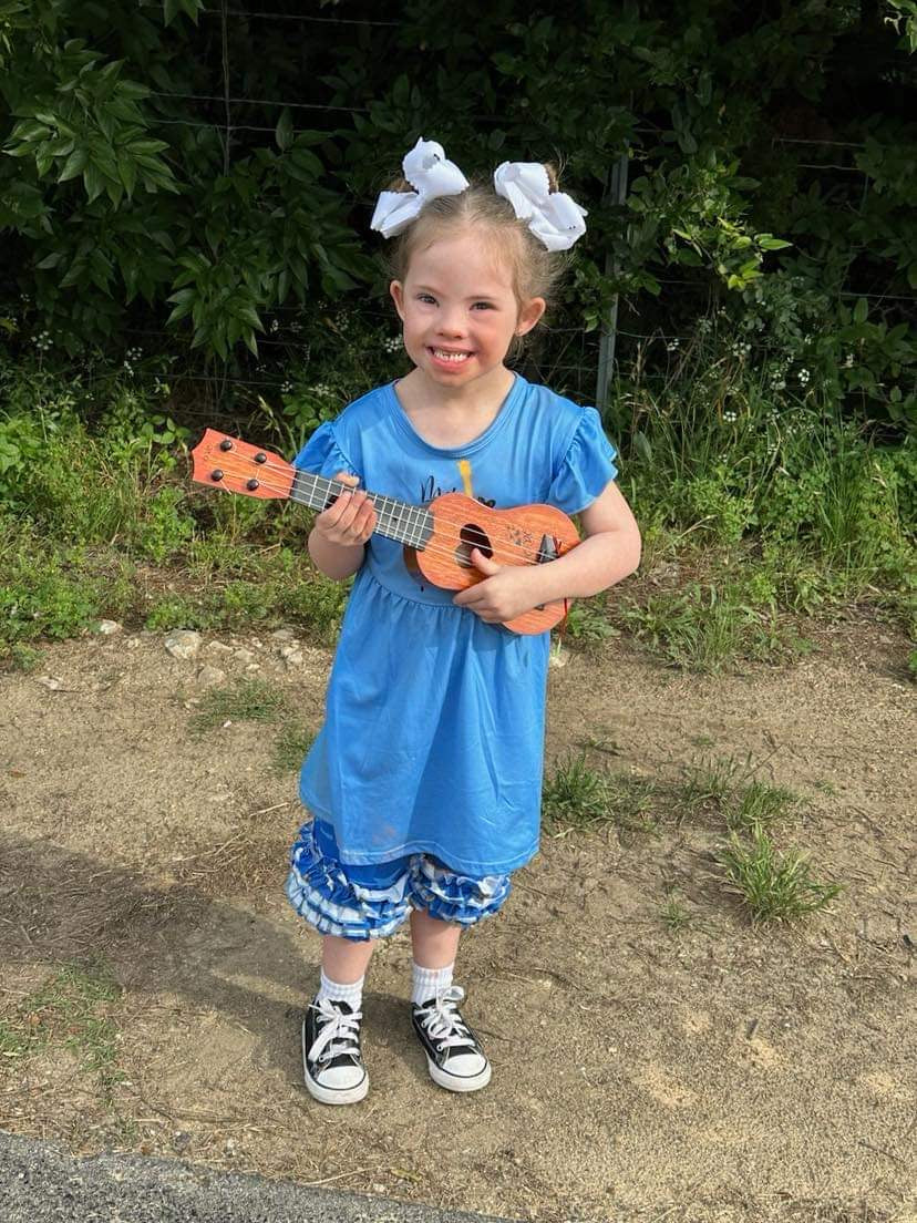 Custom My Mom Rocks Ruffle Set